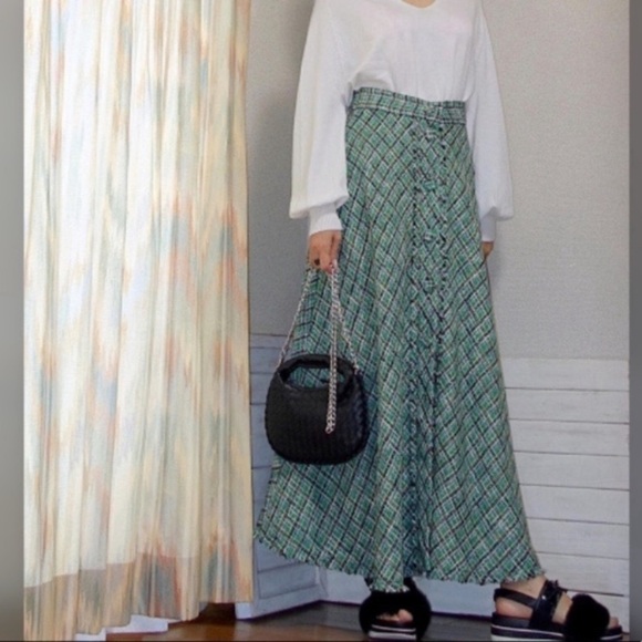 Zara Tweed High Waist Fringe Hem Button Dawn Flowy Midi skirt - Picture 3 of 12